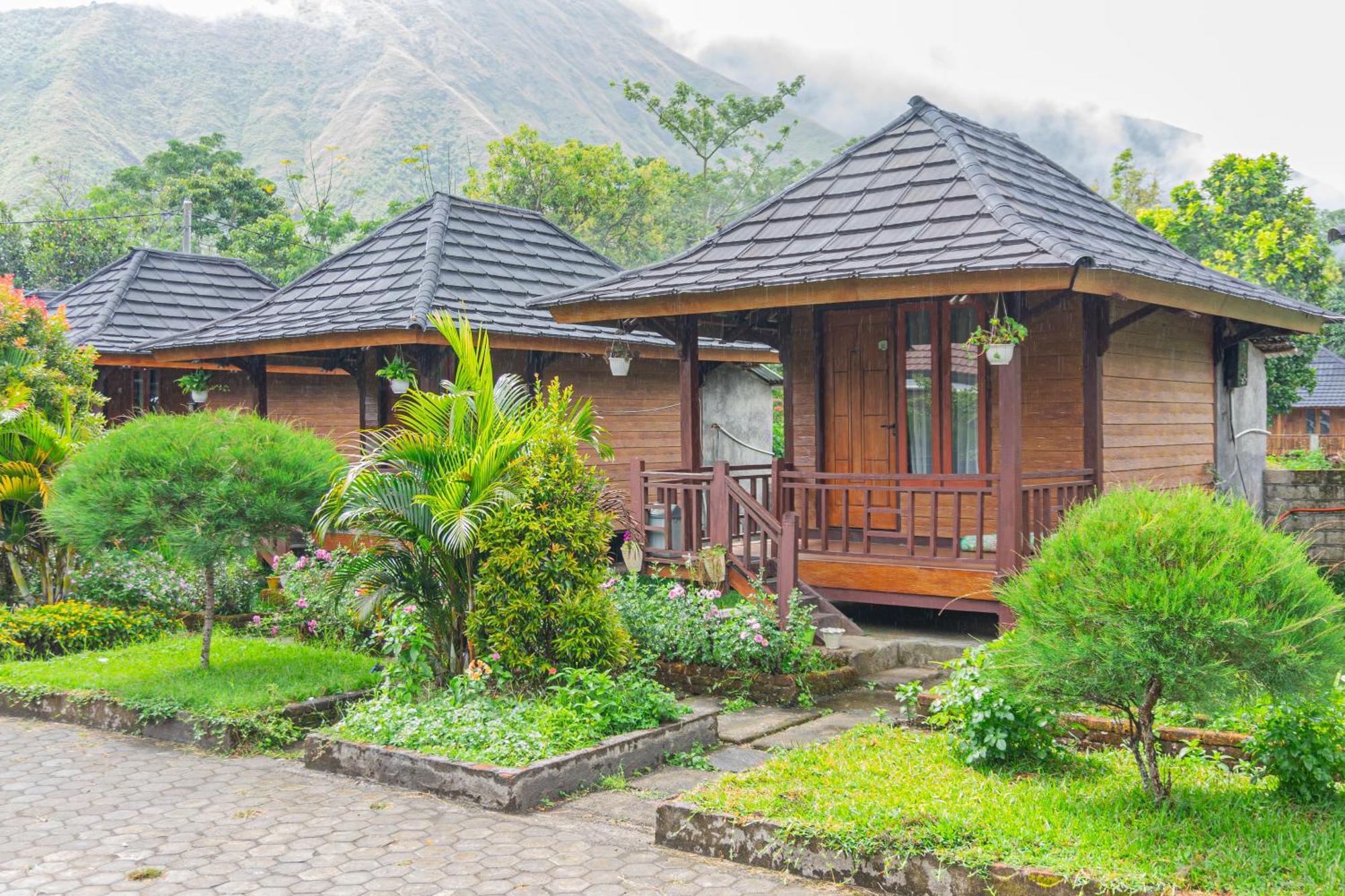 Puncak Rinjani Lodge Sembalunlawang Exterior photo