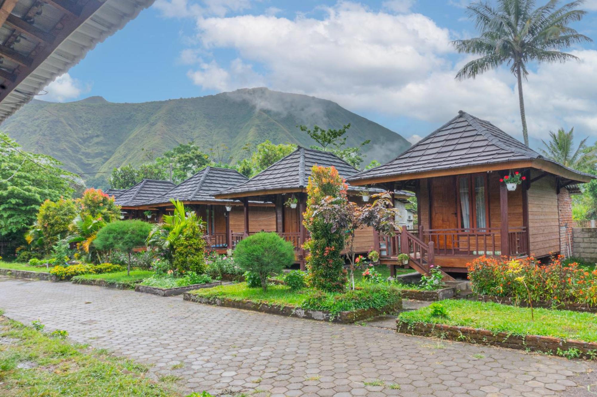 Puncak Rinjani Lodge Sembalunlawang Exterior photo