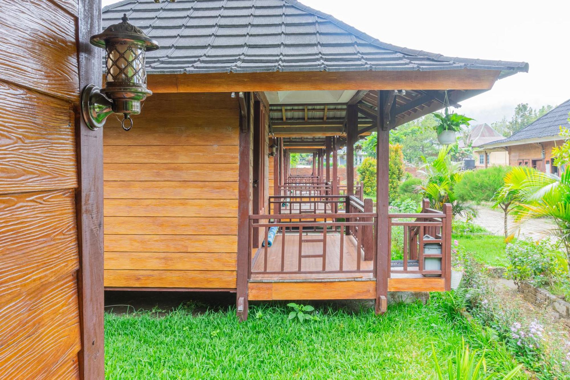 Puncak Rinjani Lodge Sembalunlawang Exterior photo